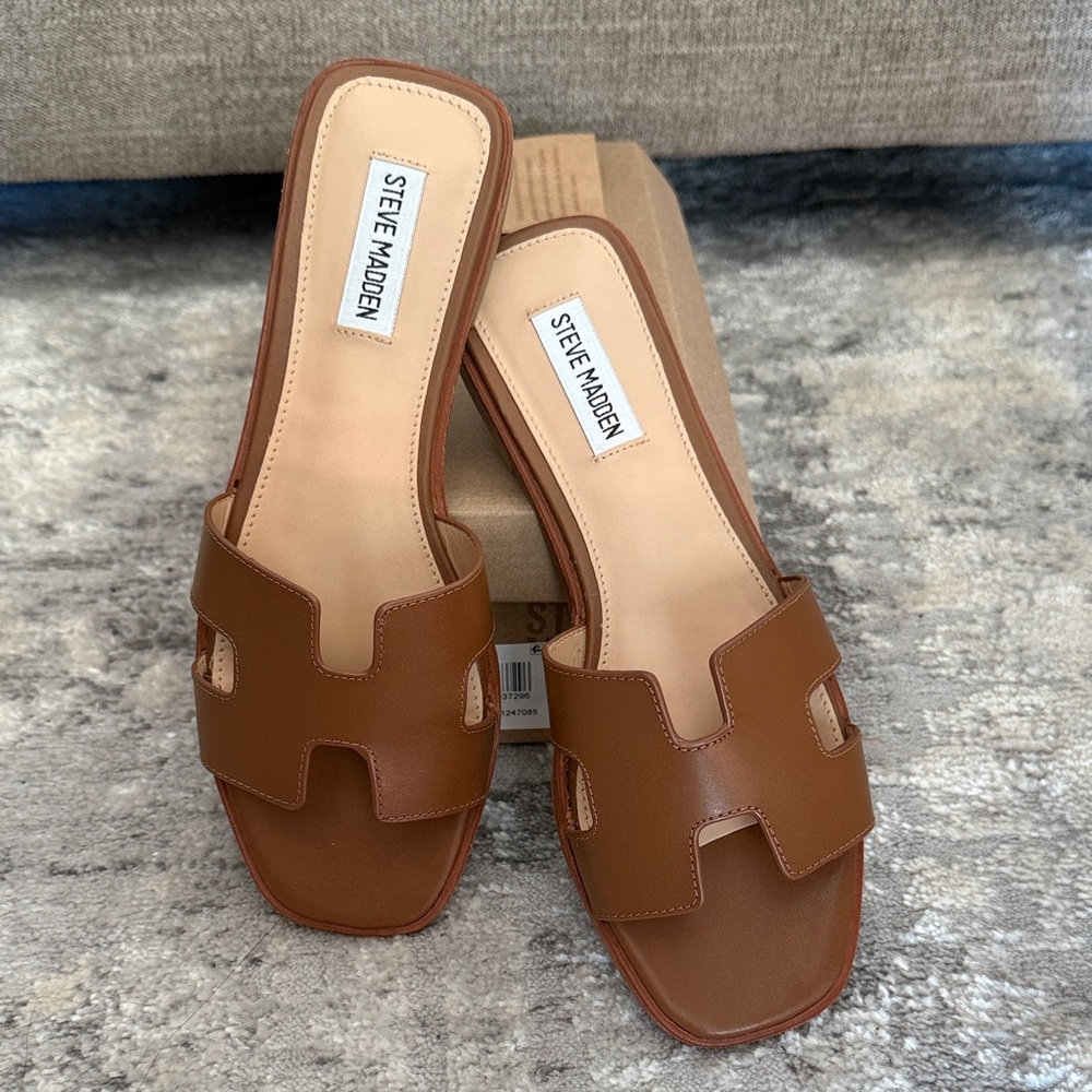 Steve Madden Tan Slide Sandals